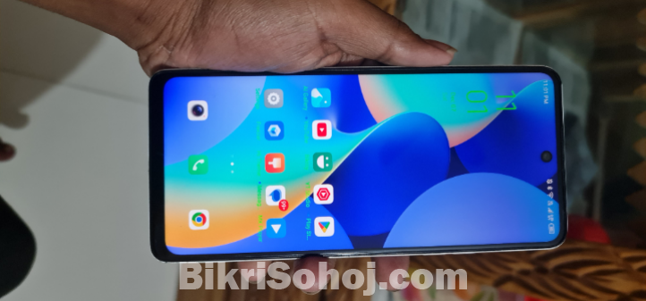 Tecno spark 10 pro 4+4/128GB